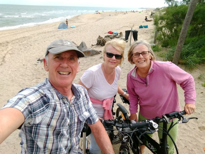 E8FC8EC5-71F9-4FBD-962B-DDF1F26F3664