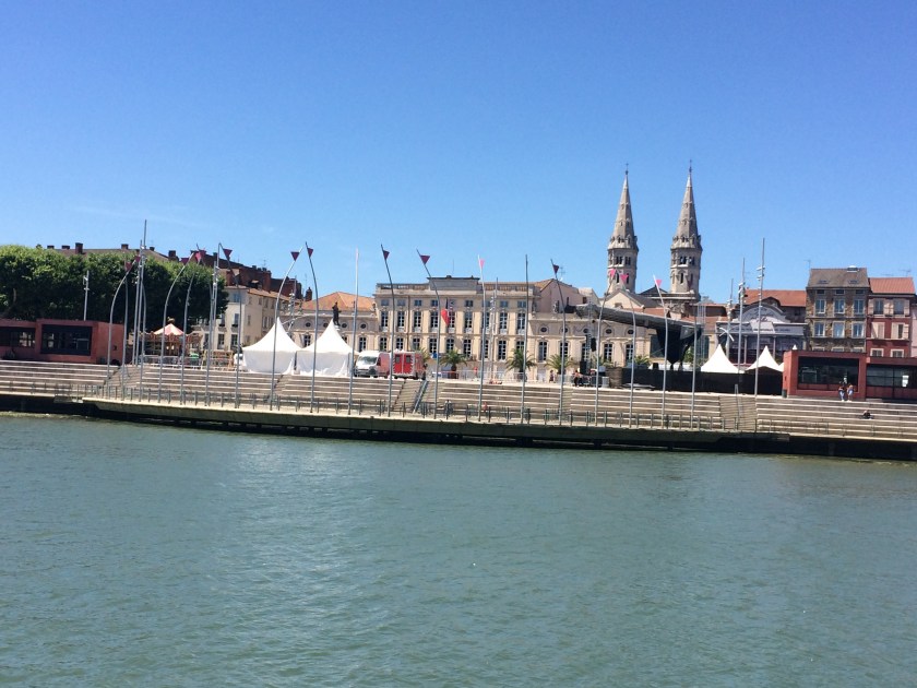 60682ABD-84A6-409B-8AA8-D9F808FDD756