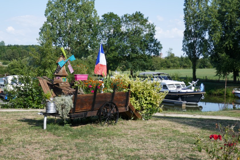 48293B77-37CF-4EE5-97CC-2473A9EFD3A8