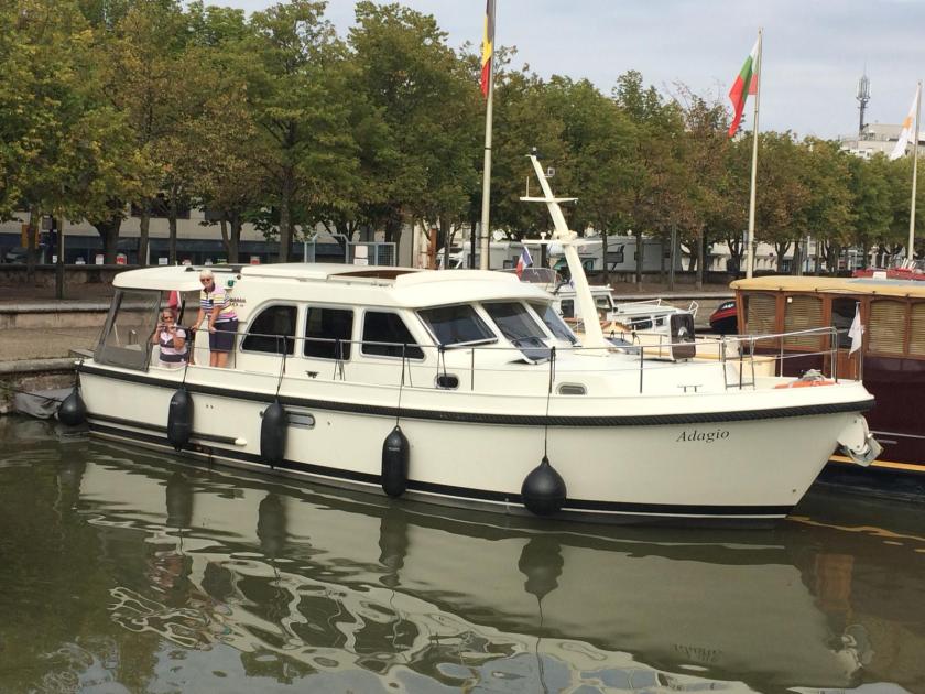 D69F0B33-0E88-4E8D-9809-AC3D95FA3D00