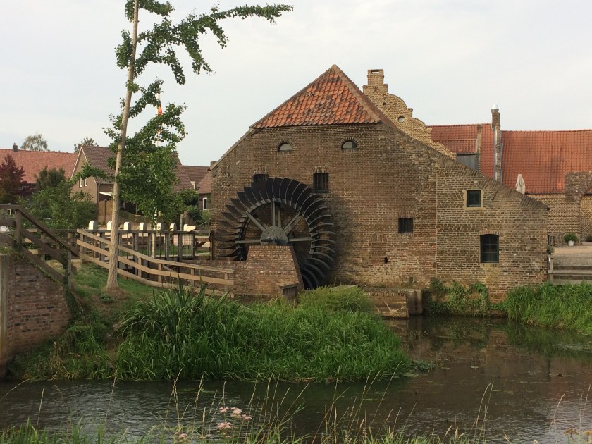 4F44FE9E-CD36-492F-A0DC-1ECD5F9D4340